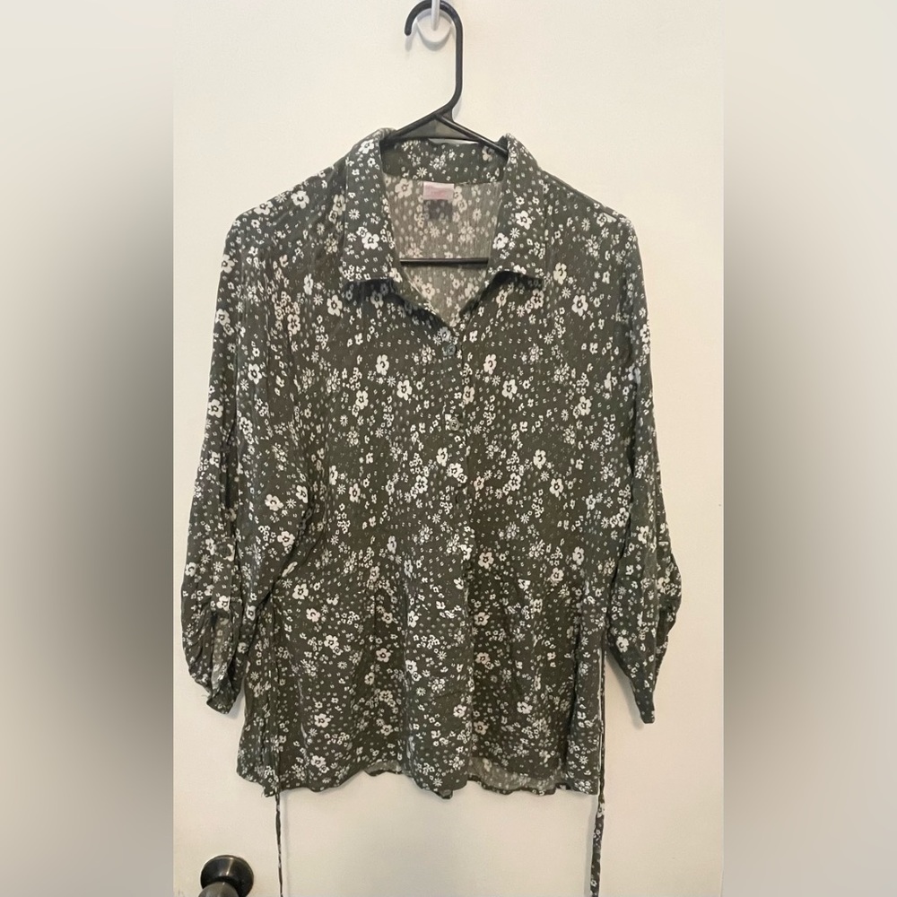 No boundaries Juniors floral lightweight top